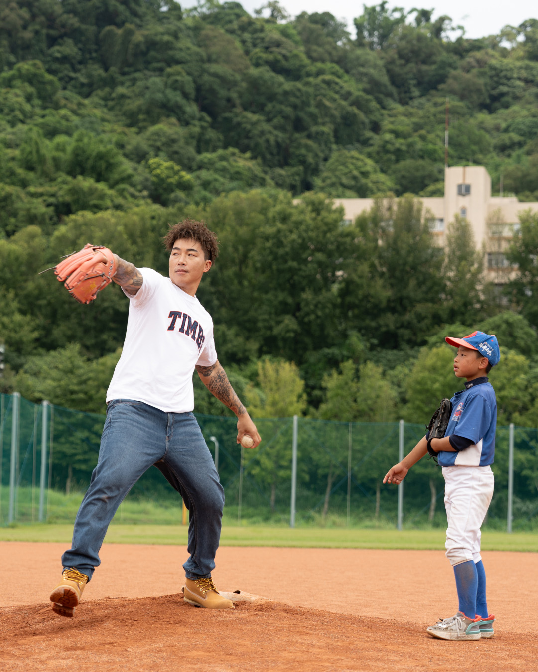 少棒隊練球畫面-7